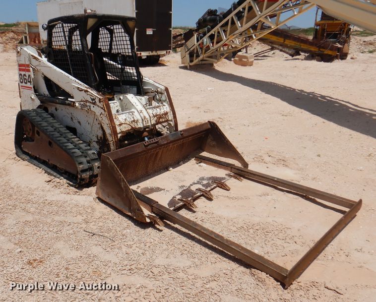 image for item DK2290 2000 Bobcat 864  tracked skid steer loader