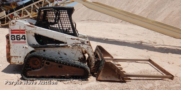 image for item DK2290 2000 Bobcat 864  tracked skid steer loader