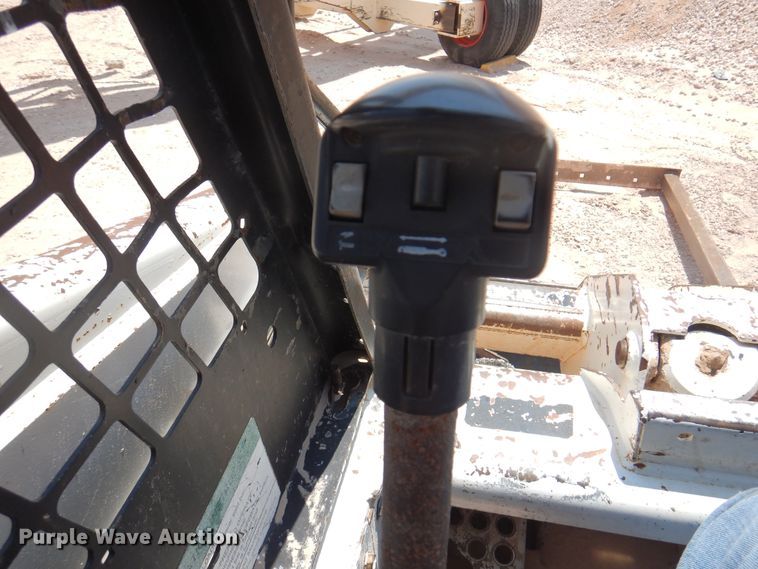 image for item DK2290 2000 Bobcat 864  tracked skid steer loader