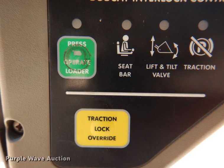 image for item DK2290 2000 Bobcat 864  tracked skid steer loader