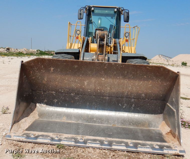 image for item DK2292 2010 John Deere 824K  wheel loader