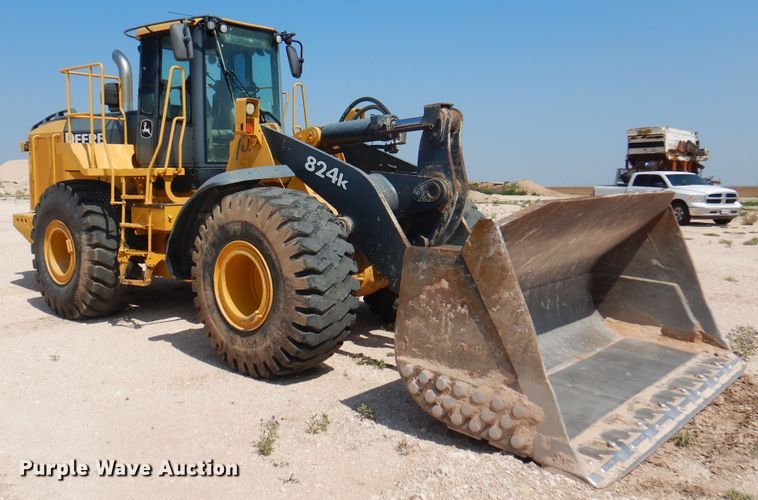 image for item DK2292 2010 John Deere 824K  wheel loader