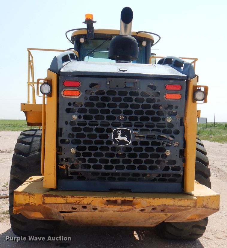 image for item DK2292 2010 John Deere 824K  wheel loader