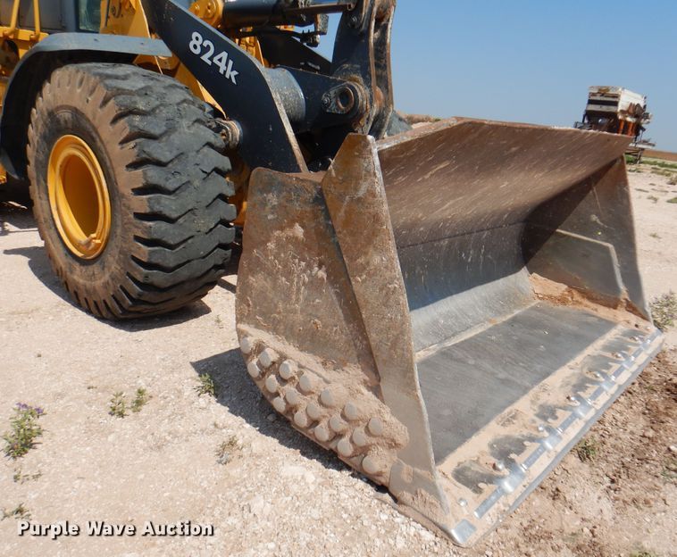image for item DK2292 2010 John Deere 824K  wheel loader