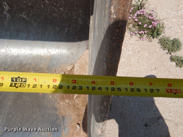 image for item DK2292 2010 John Deere 824K  wheel loader