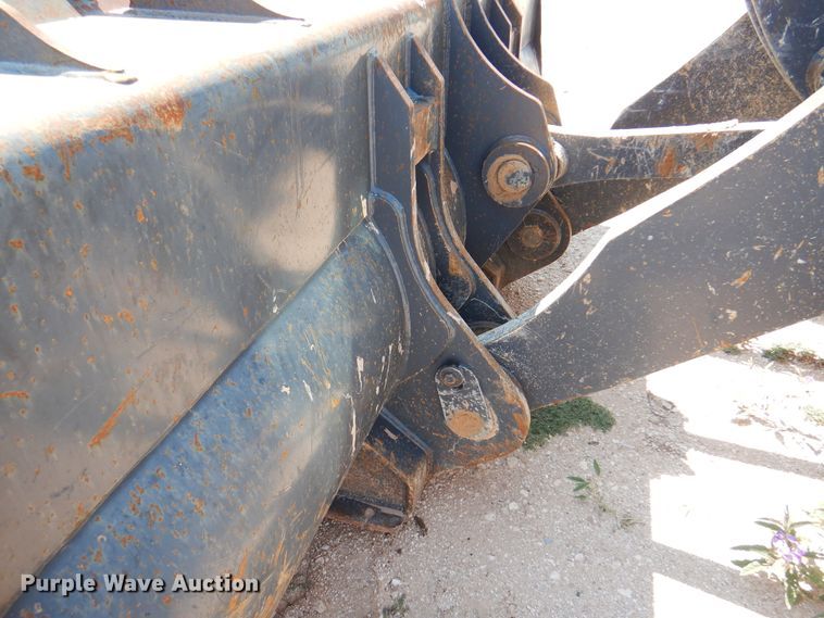 image for item DK2292 2010 John Deere 824K  wheel loader