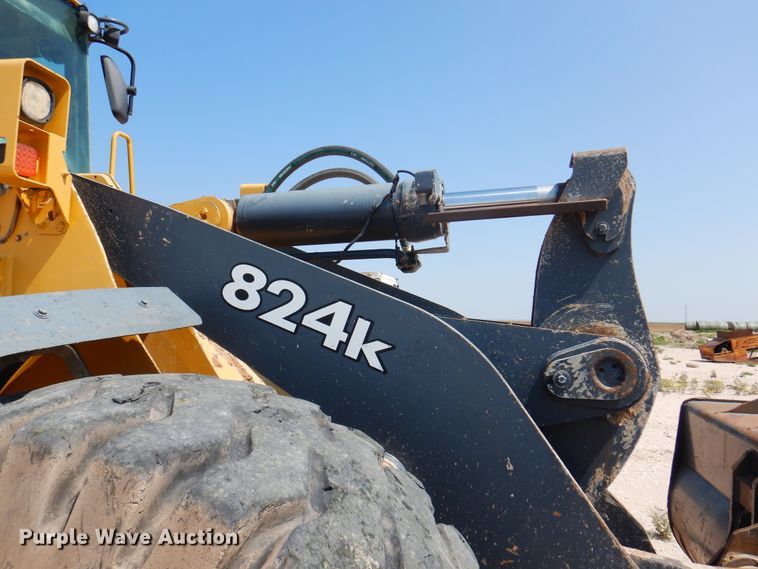 image for item DK2292 2010 John Deere 824K  wheel loader