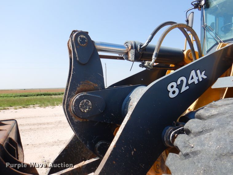 image for item DK2292 2010 John Deere 824K  wheel loader