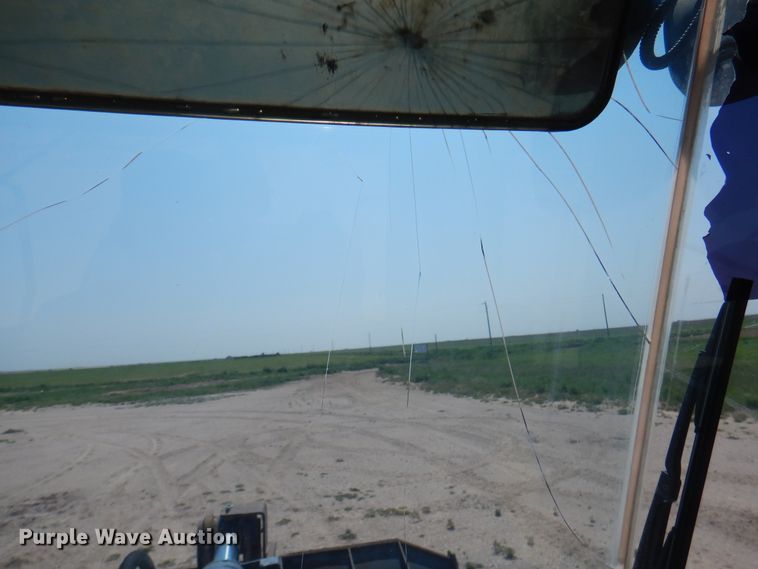 image for item DK2292 2010 John Deere 824K  wheel loader