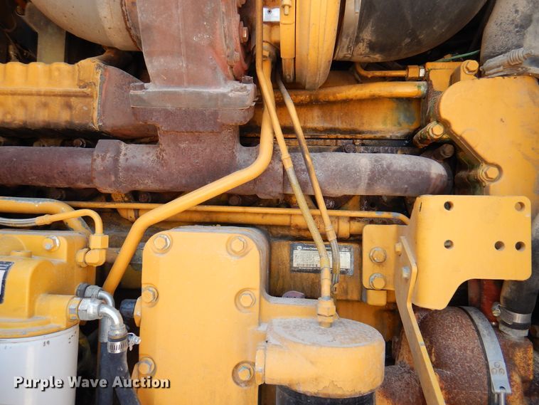 image for item DK2292 2010 John Deere 824K  wheel loader