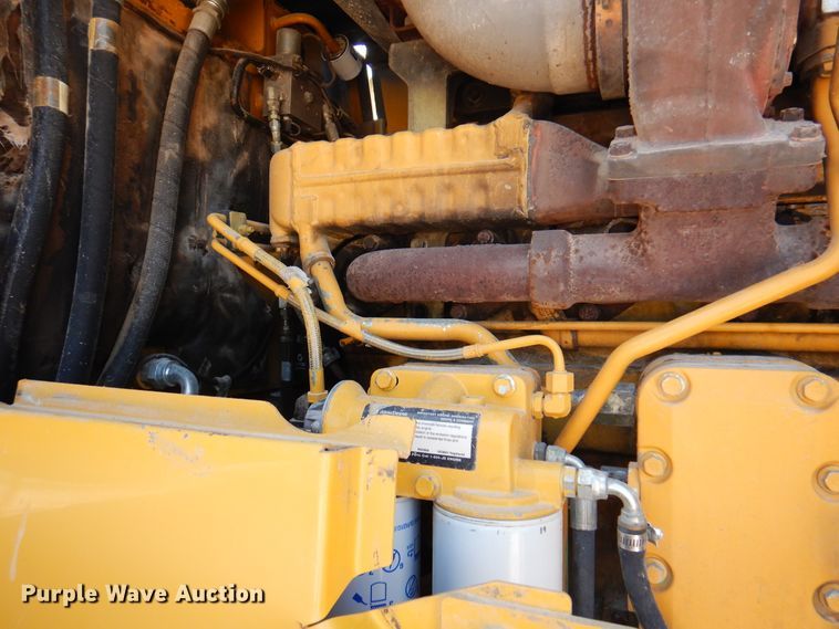 image for item DK2292 2010 John Deere 824K  wheel loader