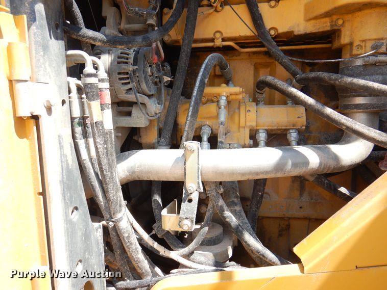 image for item DK2292 2010 John Deere 824K  wheel loader