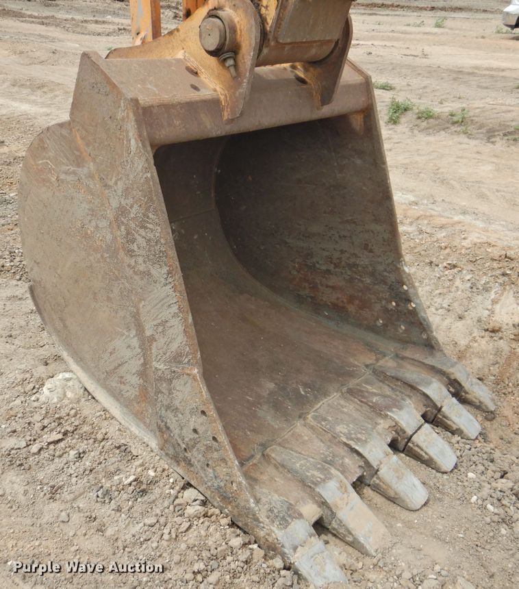 image for item DK2424 2005 John Deere 330C LC  excavator