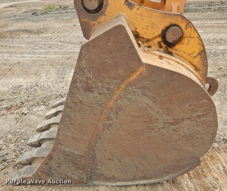 image for item DK2424 2005 John Deere 330C LC  excavator