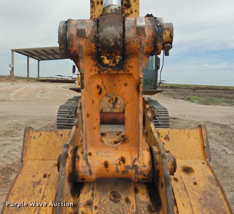 image for item DK2424 2005 John Deere 330C LC  excavator