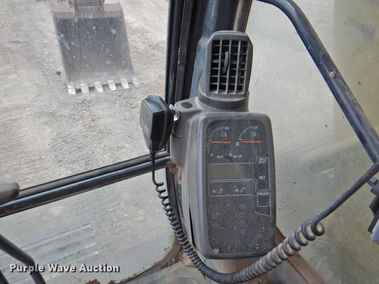 image for item DK2424 2005 John Deere 330C LC  excavator