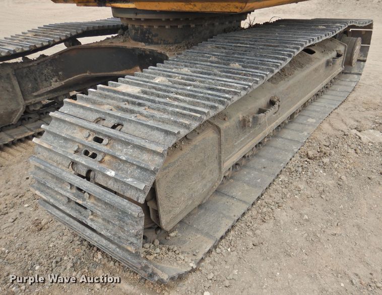 image for item DK2424 2005 John Deere 330C LC  excavator