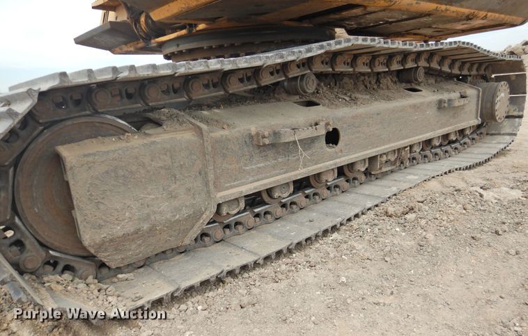 image for item DK2424 2005 John Deere 330C LC  excavator