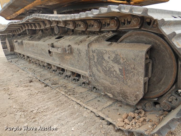 image for item DK2424 2005 John Deere 330C LC  excavator