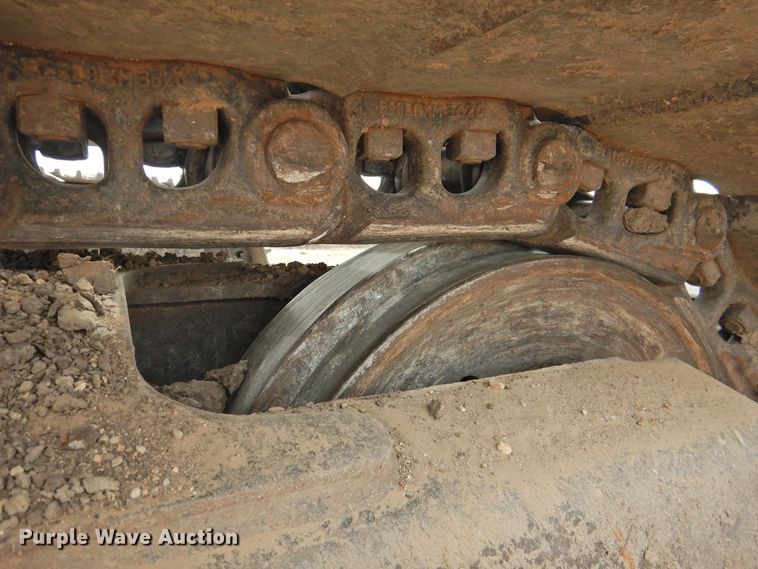 image for item DK2424 2005 John Deere 330C LC  excavator