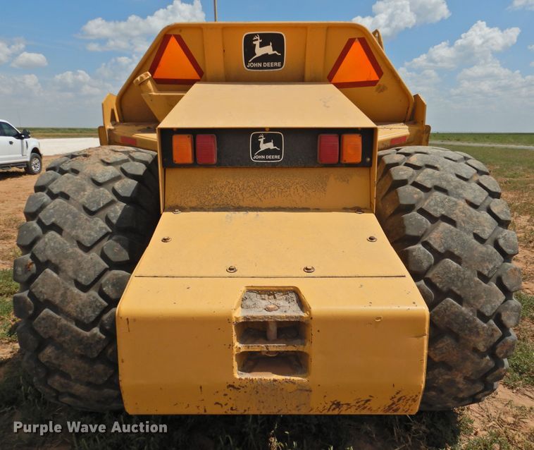 image for item DK2448 John Deere 762B Series II  elevating scraper