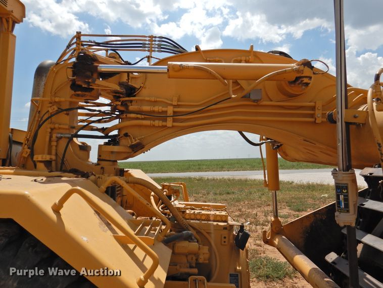 image for item DK2448 John Deere 762B Series II  elevating scraper