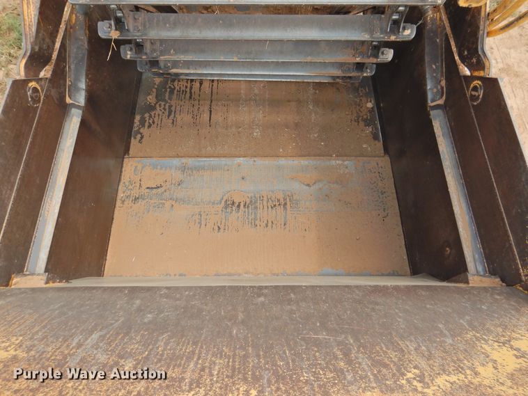 image for item DK2448 John Deere 762B Series II  elevating scraper