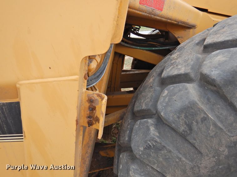 image for item DK2448 John Deere 762B Series II  elevating scraper