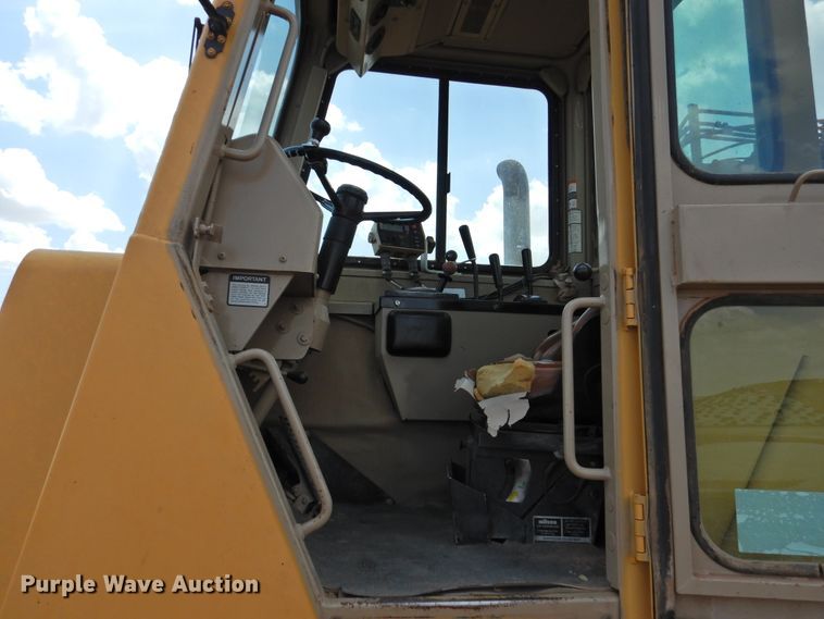 image for item DK2448 John Deere 762B Series II  elevating scraper