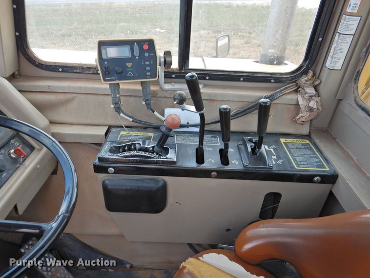 image for item DK2448 John Deere 762B Series II  elevating scraper