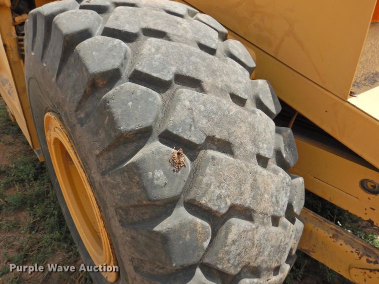 image for item DK2448 John Deere 762B Series II  elevating scraper