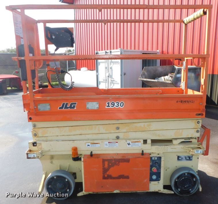 image for item DK8655 2015 JLG 1932RS  scissor lift