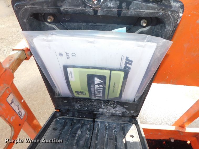 image for item DK8655 2015 JLG 1932RS  scissor lift