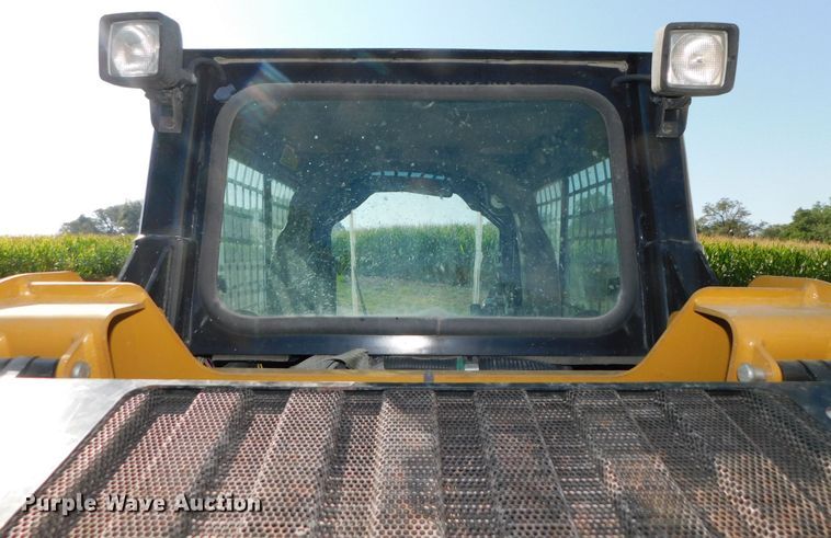 image for item DK8659 2013 Caterpillar 252B3  skid steer loader