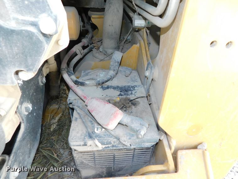 image for item DK8659 2013 Caterpillar 252B3  skid steer loader