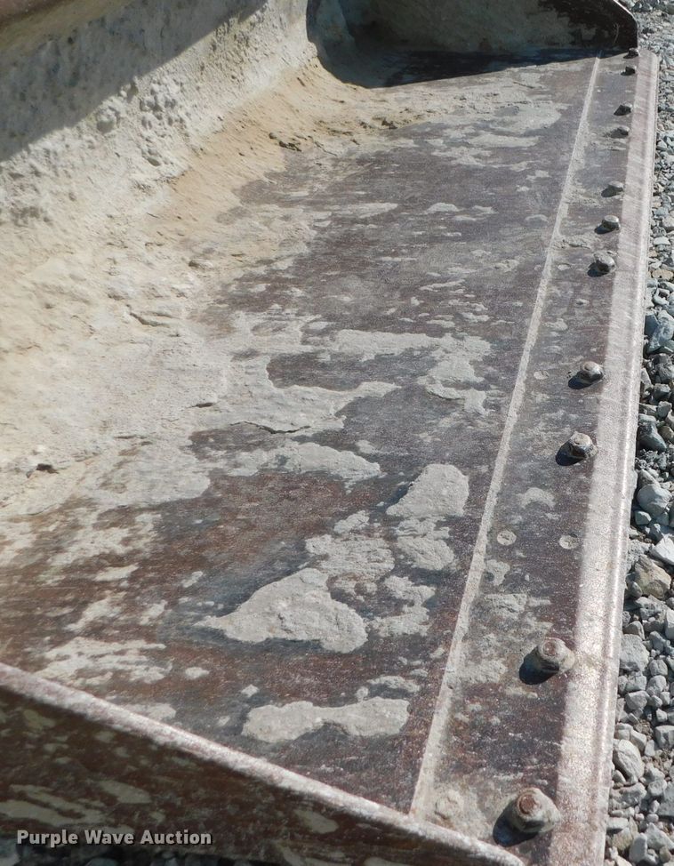 image for item DK8659 2013 Caterpillar 252B3  skid steer loader