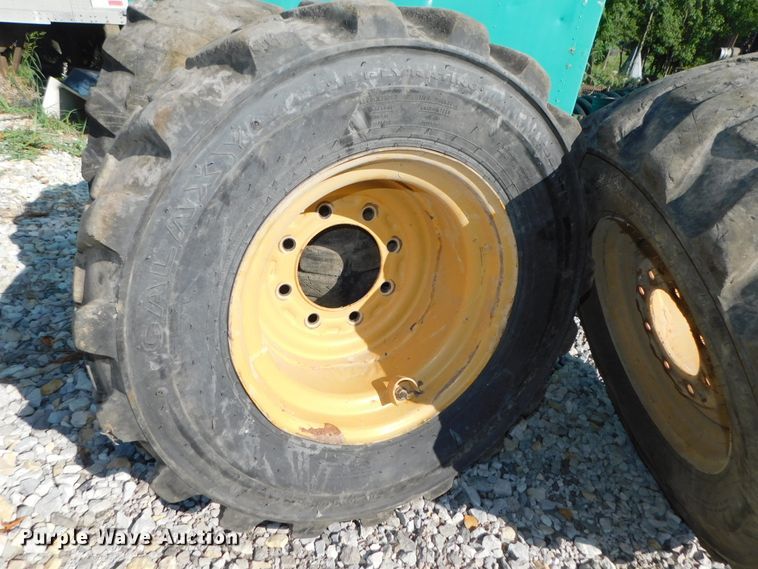 image for item DK8659 2013 Caterpillar 252B3  skid steer loader