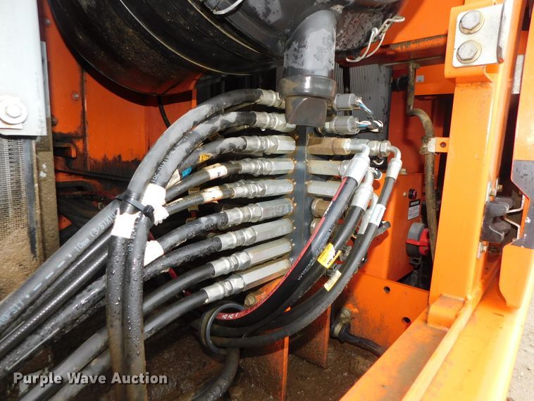 image for item DK8662 2013 Doosan DX350LC-3  excavator