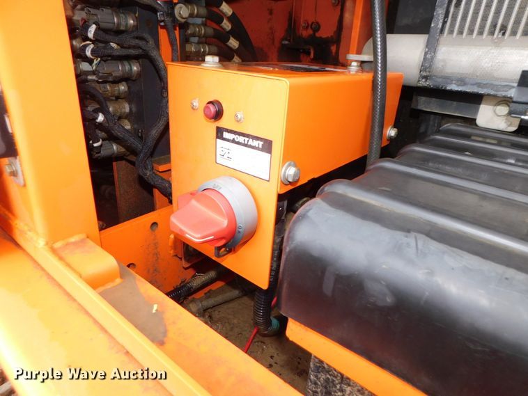 image for item DK8662 2013 Doosan DX350LC-3  excavator