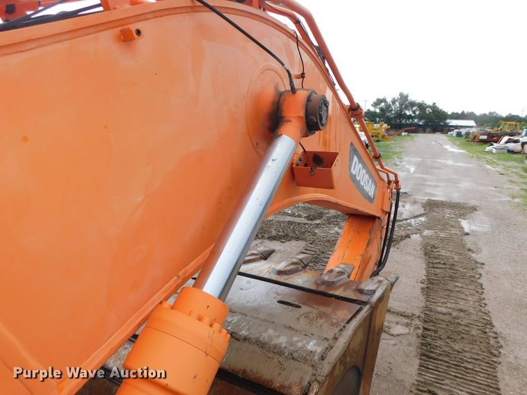 image for item DK8662 2013 Doosan DX350LC-3  excavator