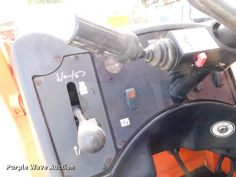 image for item DK8663 2007 JLG G9-43A  telehandler