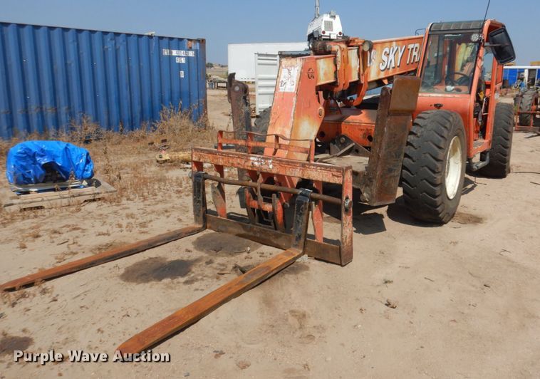 image for item DK8757 2002 SkyTrak 10042  telehandler