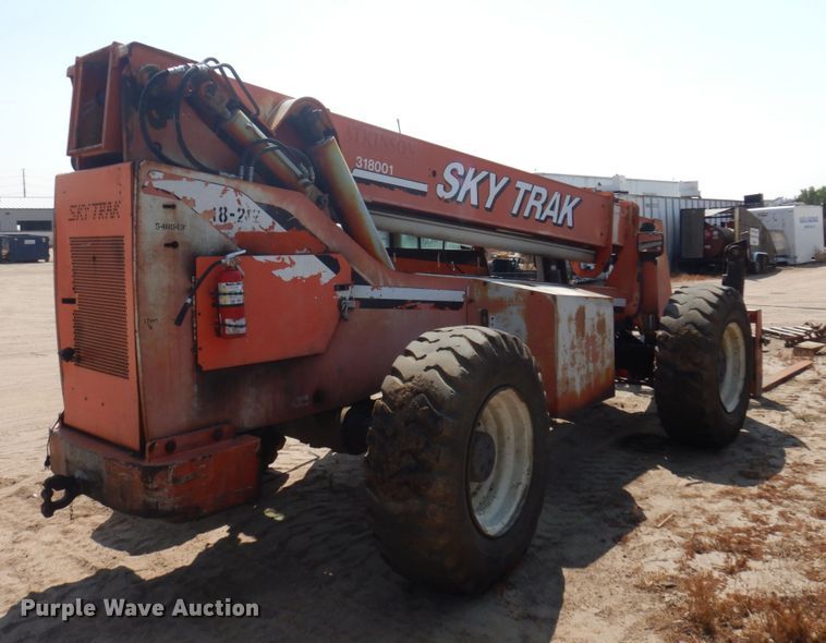 image for item DK8757 2002 SkyTrak 10042  telehandler