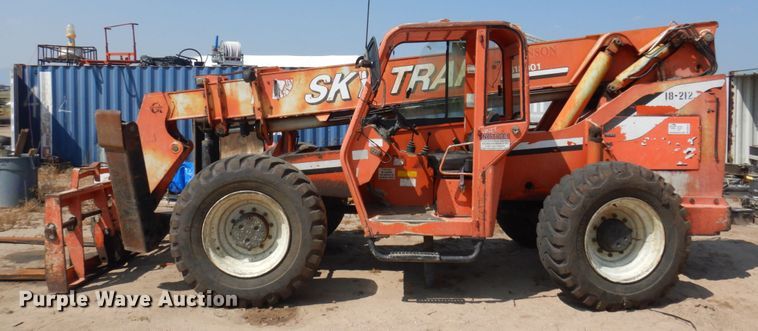 image for item DK8757 2002 SkyTrak 10042  telehandler