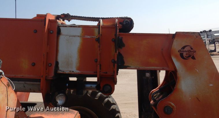 image for item DK8757 2002 SkyTrak 10042  telehandler