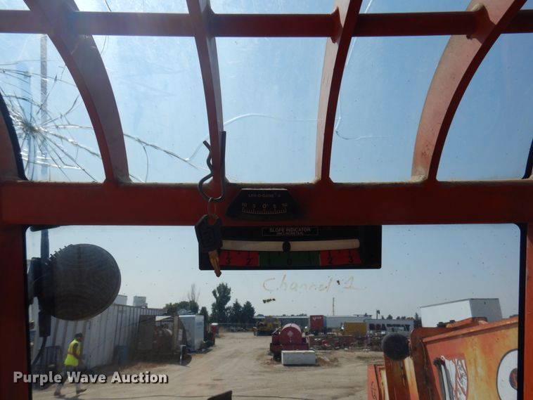 image for item DK8757 2002 SkyTrak 10042  telehandler