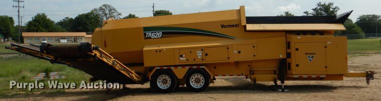 image for item DL0547 2015 Vermeer TR620  Trommel Screen