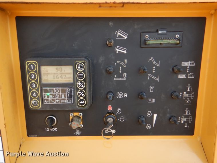 image for item DL0547 2015 Vermeer TR620  Trommel Screen