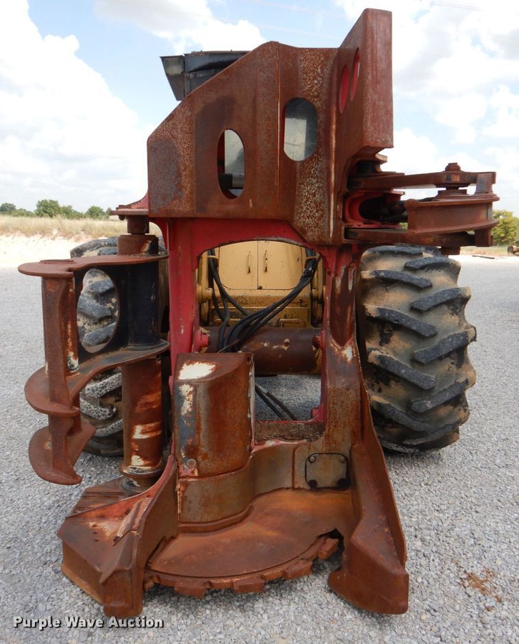 image for item DL0568 2005 Timberking TK340  feller buncher