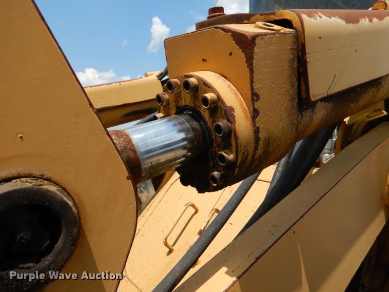 image for item DL0568 2005 Timberking TK340  feller buncher